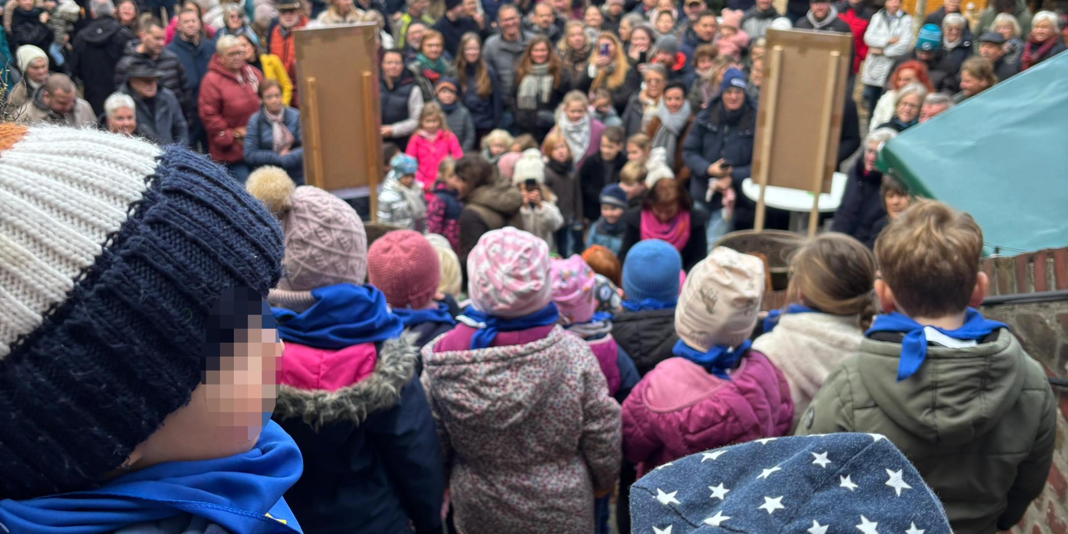 Auftritt KiTa-Sterne Adventsmarkt 003