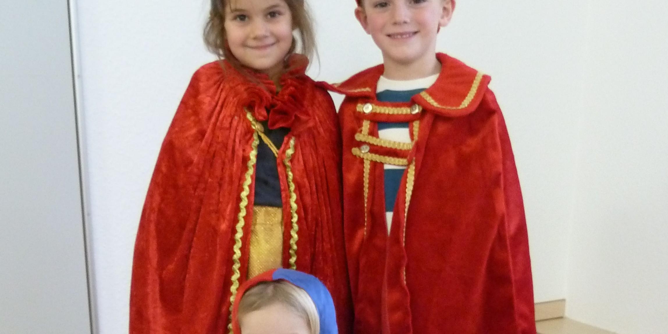 Kinderprinzenpaar und Hoppeditz 2